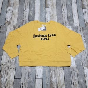 Cropped Sweatshirt Grayson/Threads print Joshua Tree Size 2X Color mustard